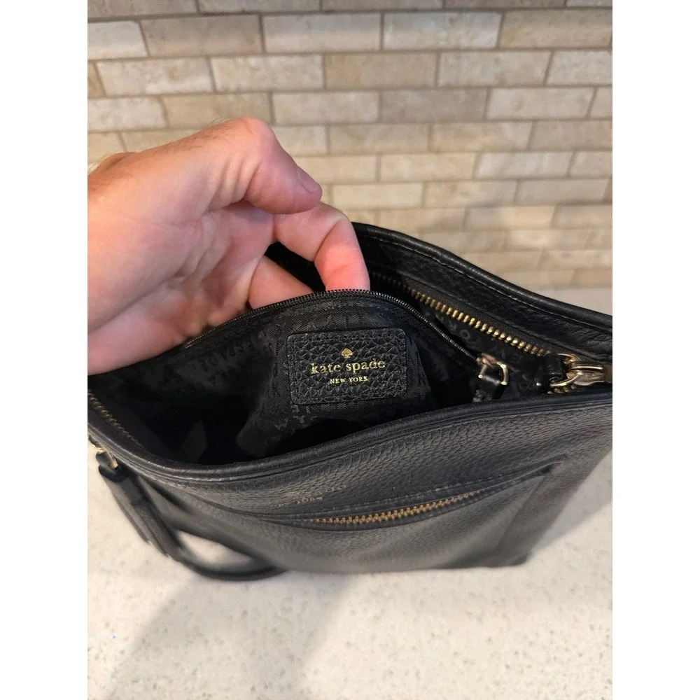 Kate Spade New York Black Pebbled Leather Crossbody Bag Tassel Zip Pocket